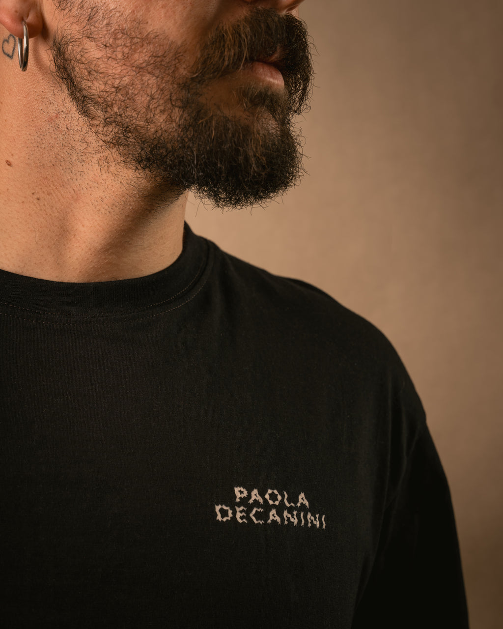 Player Negra - Después del Norte por Paola Decanini