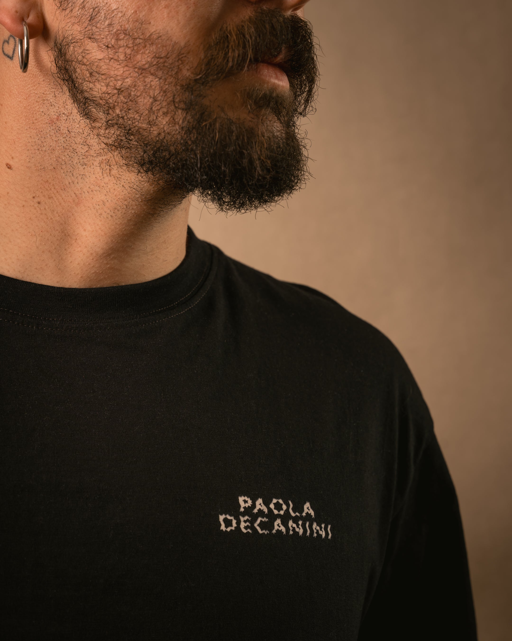 Player Negra - Después del Norte por Paola Decanini